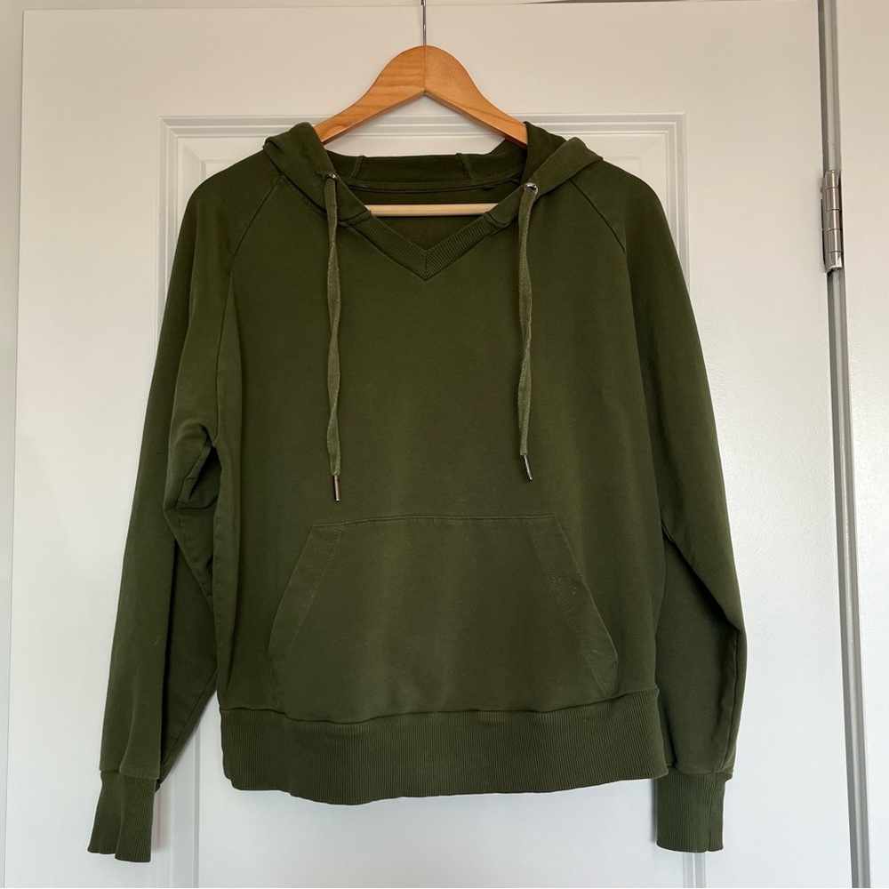 Universal Standard Cropped Hoodie, fits size 6-8